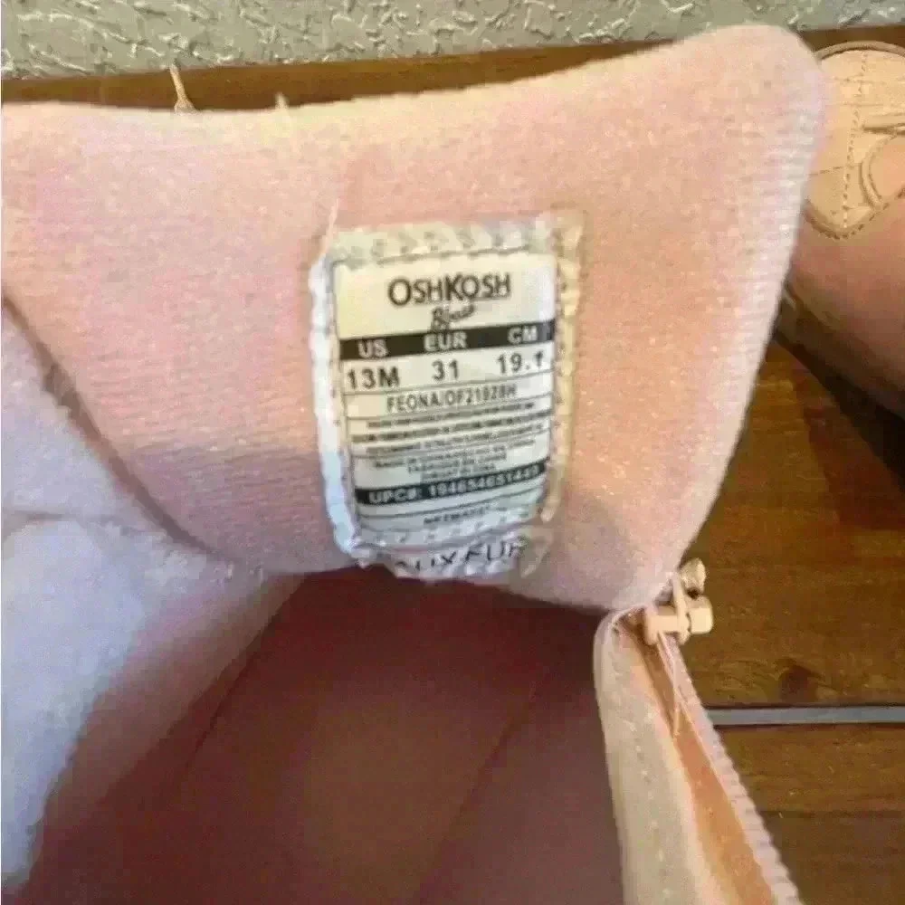 OshKosh B’gosh pink faux fur boots girls 13